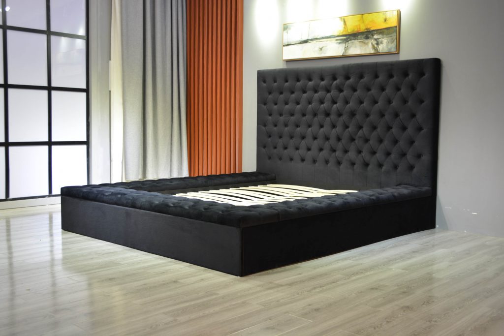 Modern Upholstered Storage Bed 3